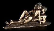 Act Figurine - Die Loving - Love on the Beach - Veronese Lovers Act Art