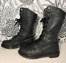 Dr. Martens Triumph 1914