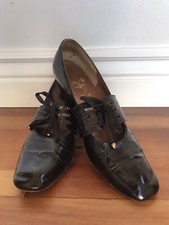 Vintage Manor Bourne I. Magnin