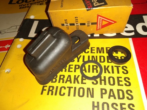 Rear wheel brake - rear,