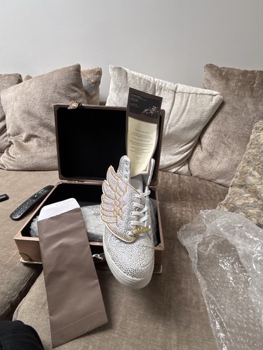Jeremy scott wings 0 - scott,