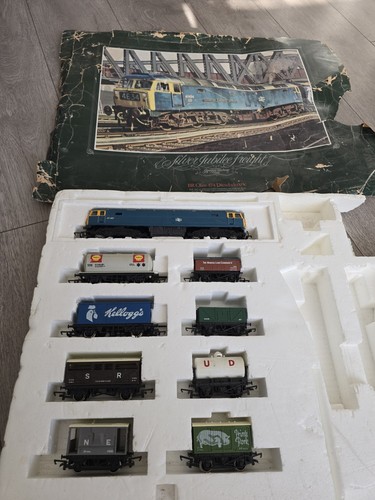 Hornby railways silver - silver, jubilee