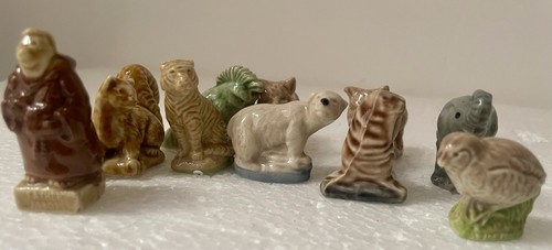Wade whimsies selection - x, .