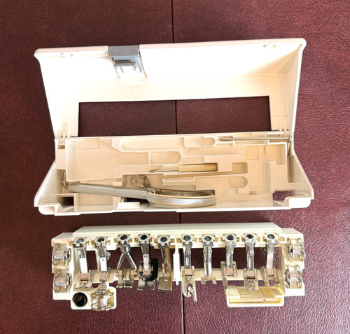 Bernina accessory box and - box, 10