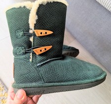 WARM BEARPAW GREEN SUEDE ABIGAIL SHEEPSKIN WINTER UGG BOOTS SZ 4 WOOL LINING