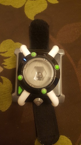 Ben deluxe omnitrix toy - ben,