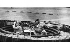 Observer Corps watch the skies