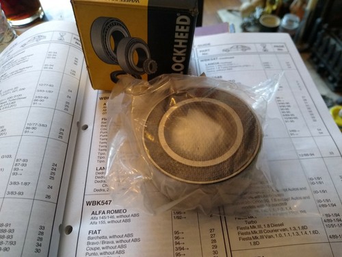 Rear wheel bearing kit - rear,