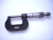 Vintage Moore & Wright No.964