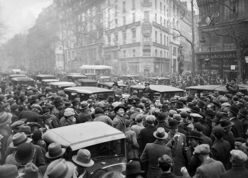 Demonstration parisian taxi - parisian,