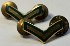 PAIR CANADIAN ARMED FORCES