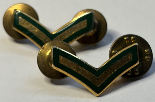 Pair canadian armed - pair, forces