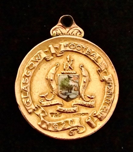 9ct gold football medal - 9ct,