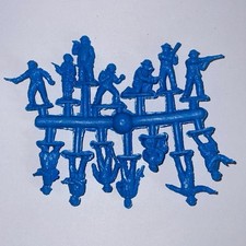 Red Box Gangsters- 14 Figures