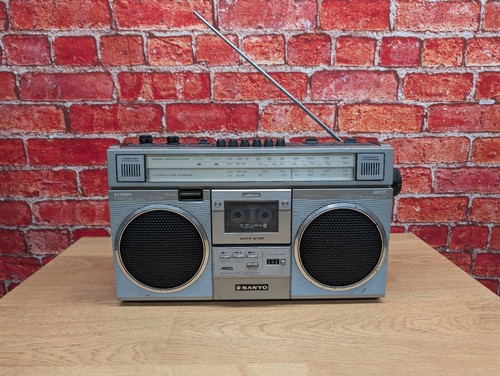 Sanyo m4200lg vintage boombox - m4200lg,
