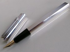 Dunhill Gemline Classic Dress