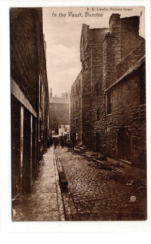 The vault dundee angus - in,