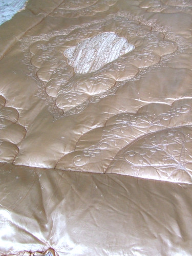 Vintage single size peach - vintage,