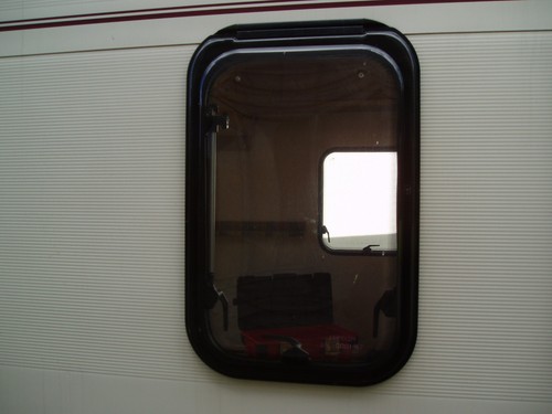 Caravan window 2cm 62cm - 40.2cm,