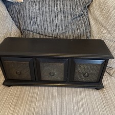 SMALL SET OF WOODEN TABLE TOP