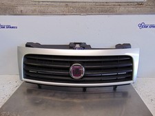 Fiat Scudo Front Grill MK2 Pre Facelift 07-12 Grille Silver EZRC Badge