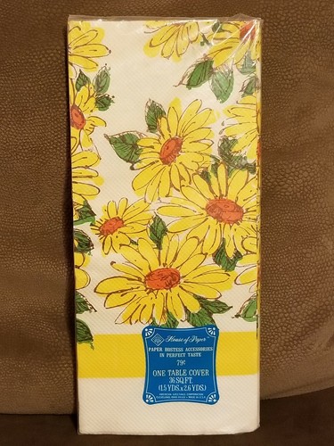 Vintage house paper table - paper,