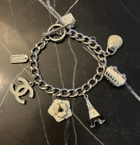 Vintage chanel - ♡˚₊‧,
