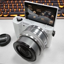 Sony a5000 20.1Mp Flip Screen