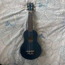 Soprano Ukulele - Blue Beginners Uke with Bag, Felt Pick and Spare Strings