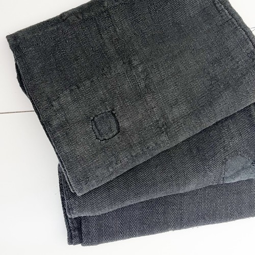 Antique black linen grain - antique,