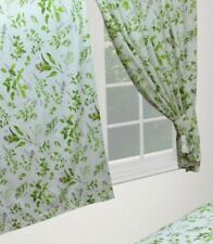 Herbs 46" x 48" Garden Thyme