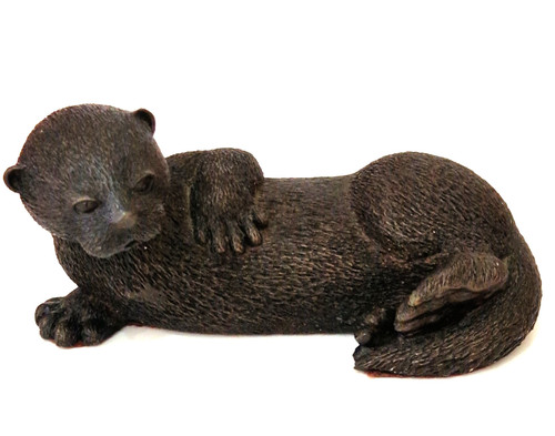 Heredities otter figure - otter,