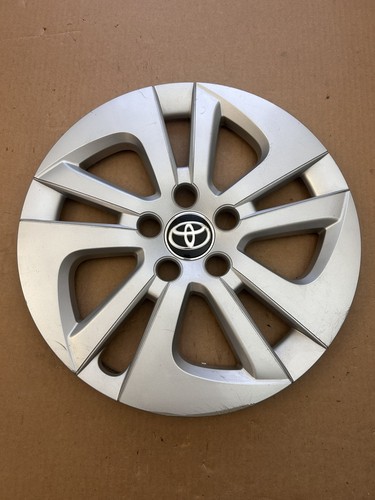 2016 genuine toyota prius - 2016,