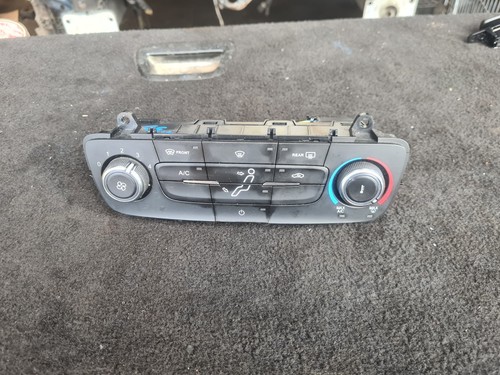 Genuine ford focus - mk3, ac