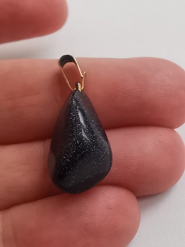 Sparkly stone costume pendant - stone,