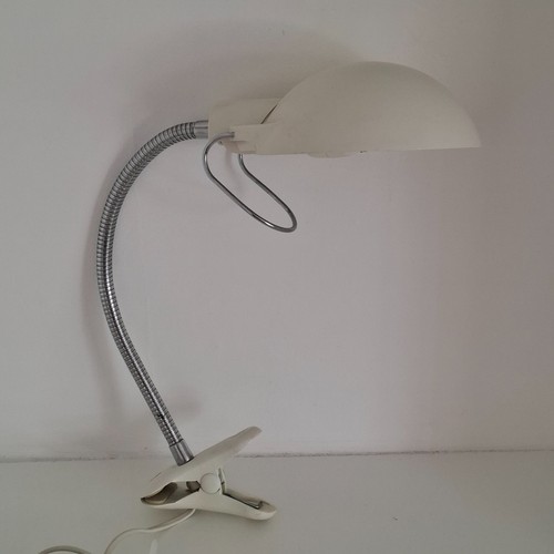 Daylight company table - daylight, clip
