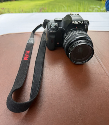 Pentax black digital slr - pentax,