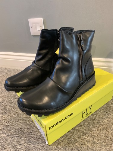 Fly london boots size - 9, brand