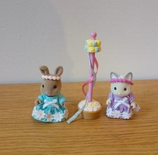 Sylvanian Families Maypole Dancers With Pole And Accessories