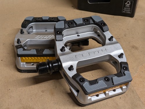 Dmr flat4 alloy pedals - alloy,