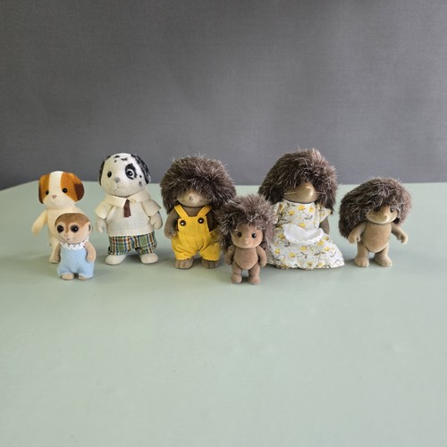 Vintage sylvanian families lot - families,