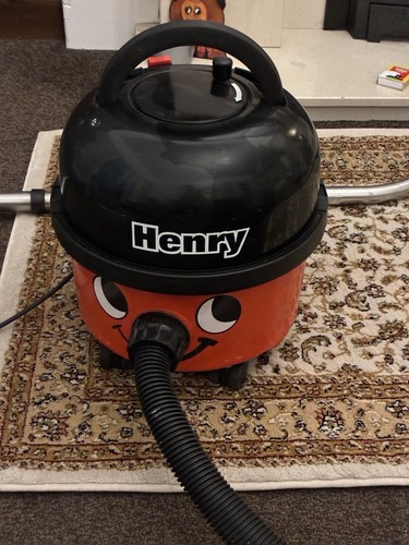Vacuum cleaner numatic henry - vacuum,