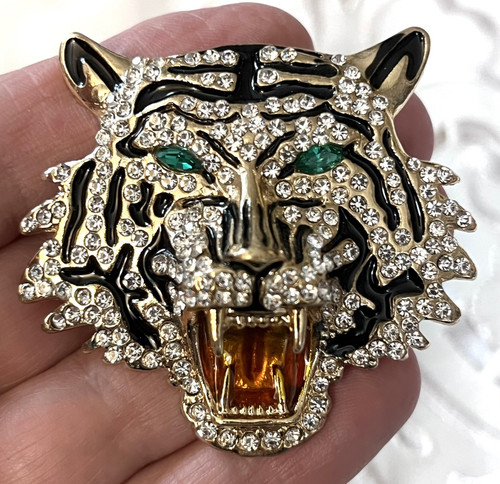 Stunning large diamonte - stunning,