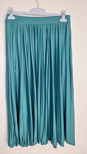 Damart dark green pleated