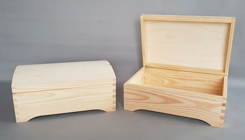 Plain wood storage box - wood,