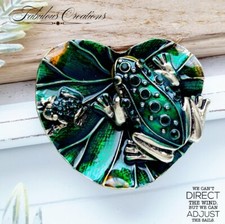 Green Enamel Lily pad Frog
