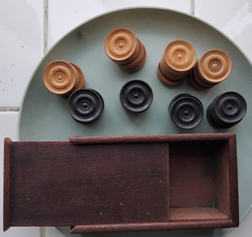 Vintage draughts set - set, in