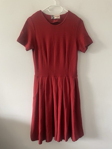Jaeger boutique red skater - boutique,
