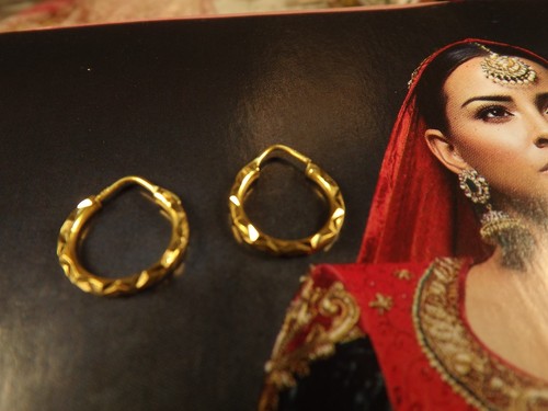 22ct asian yellow gold shining - 22ct,