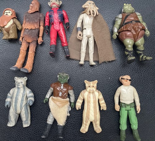 Star wars figures variety 9 - of,